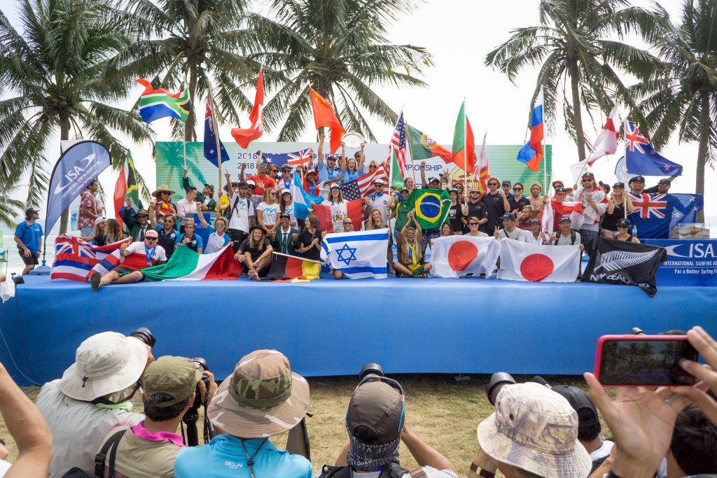 77 athletes from 22 nations united in peace through the sport of Longboard. Photo: ISA / Sean Evans 