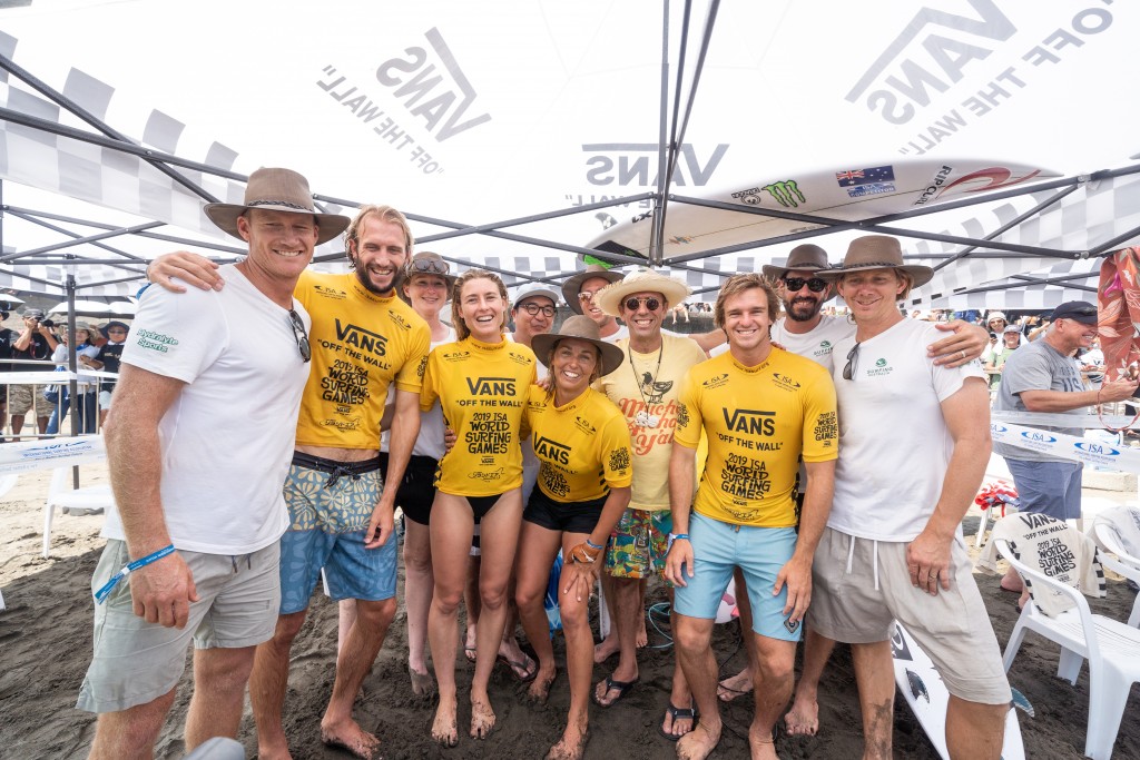 Team Australia’s Owen Wright, Nikki Van Dijk, Sally Fitzgibbons, and Ryan Callinan took the ISA Aloha Cup Gold. Photo: ISA / Sean Evans